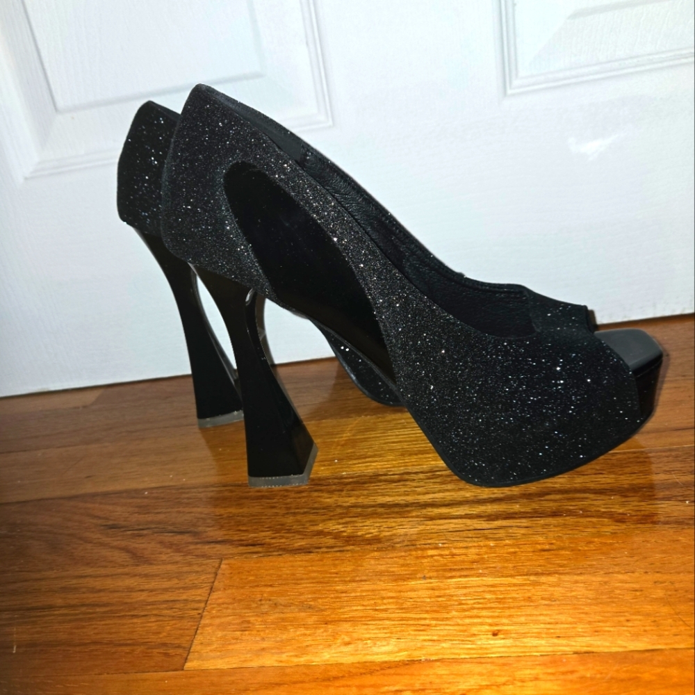 Black 5in Heels